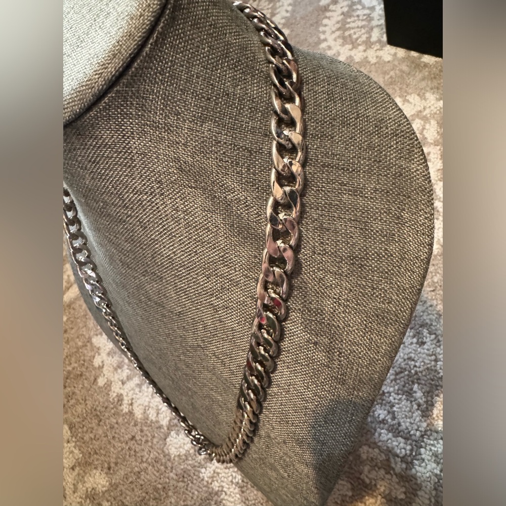Silver Chain Necklace - Picture 4 of 10